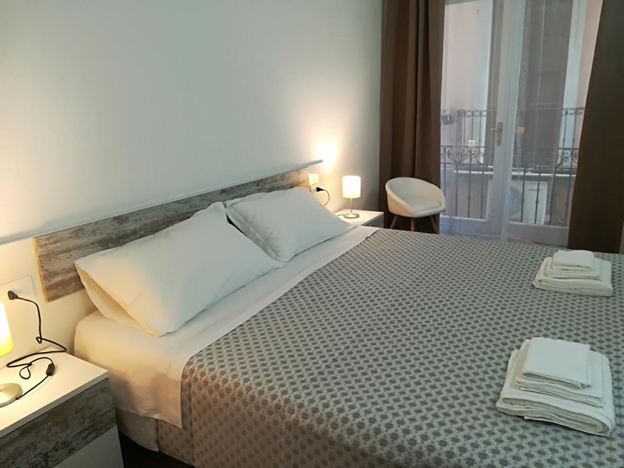 B.House Bed & Breakfast Cagliari Dış mekan fotoğraf