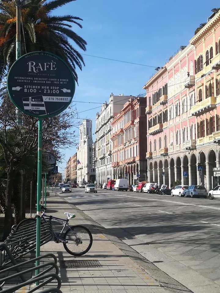B.House Bed & Breakfast Cagliari Dış mekan fotoğraf