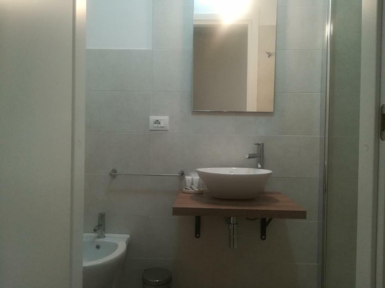 B.House Bed & Breakfast Cagliari Dış mekan fotoğraf